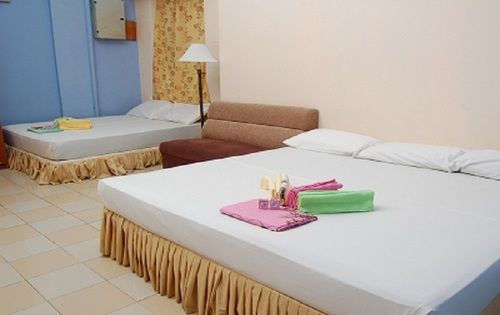 Casavilla Travellers Lodge Куала-Лумпур Экстерьер фото